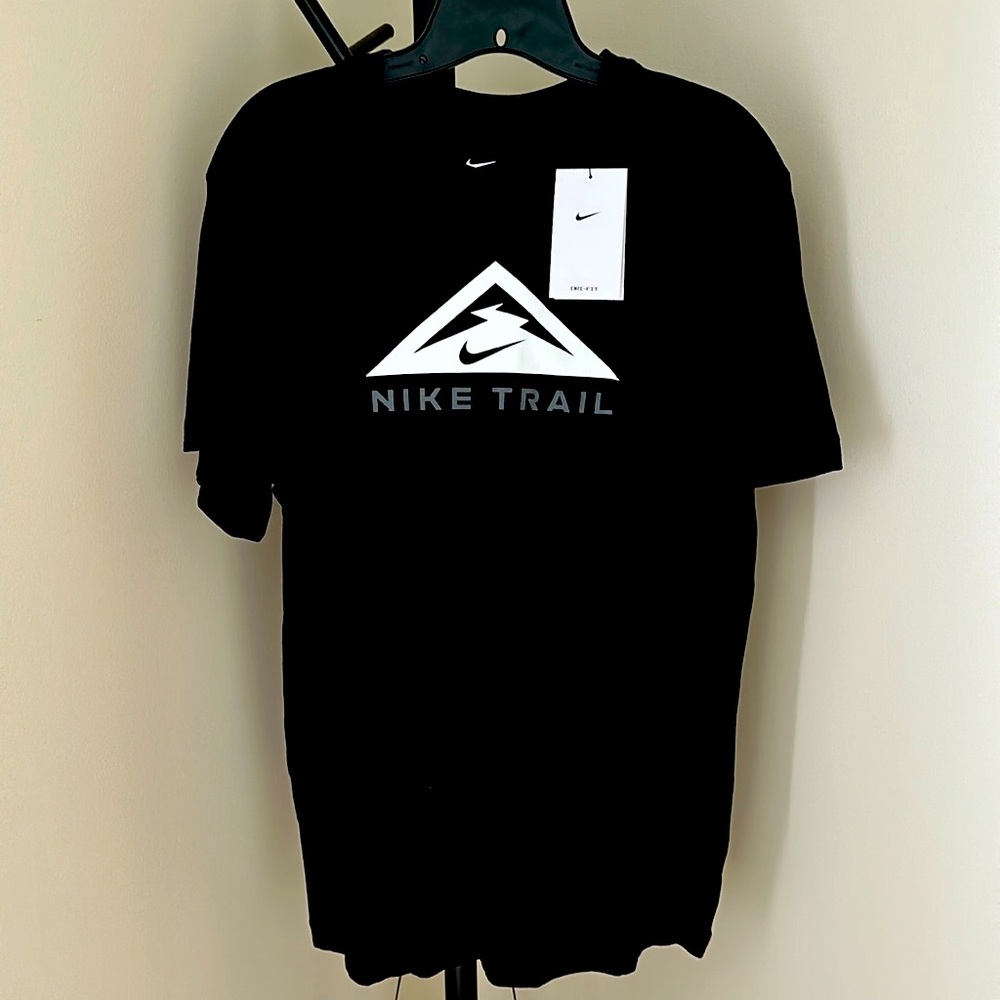 Mens Nike Trail Tee Shirt